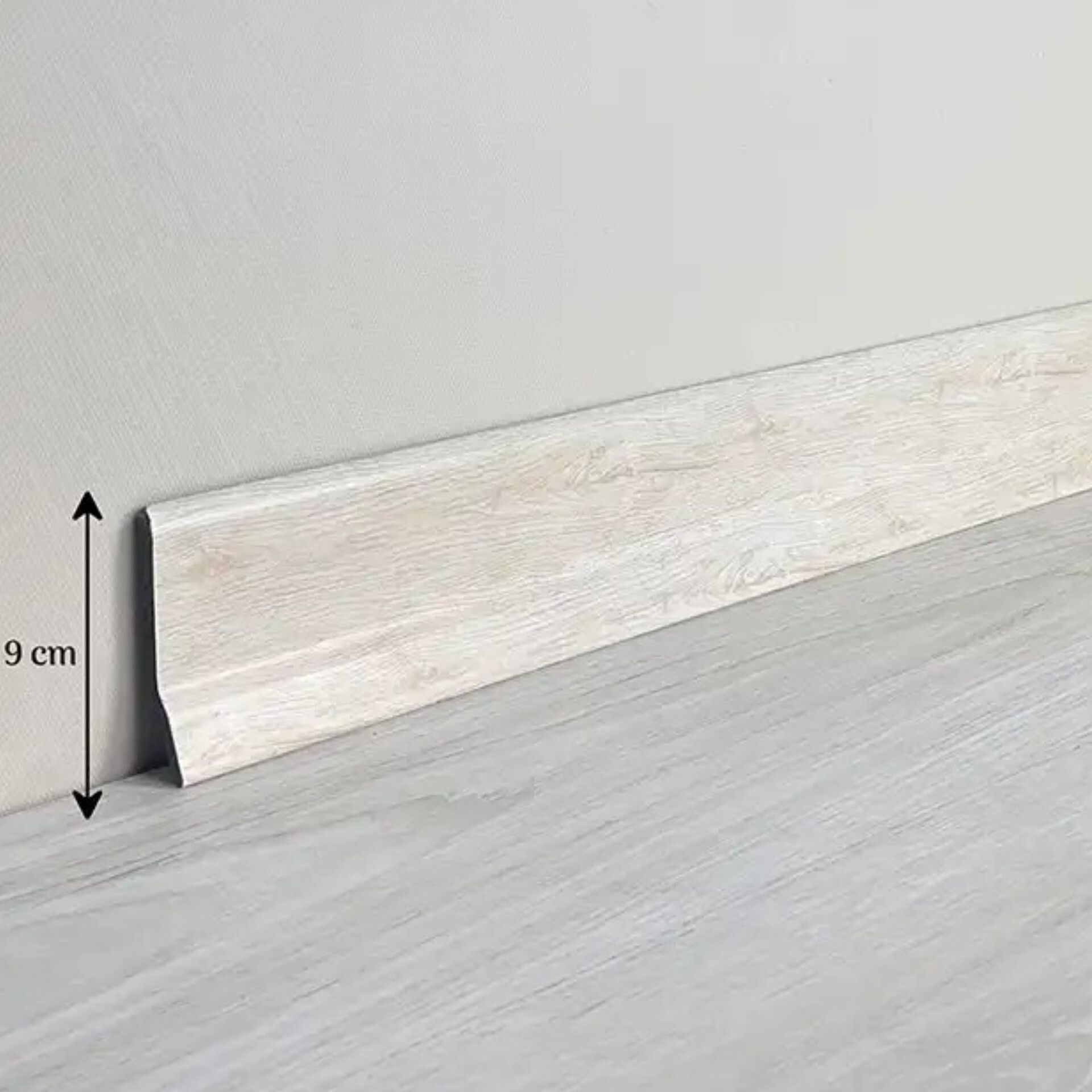 قرنیز PVC افرا